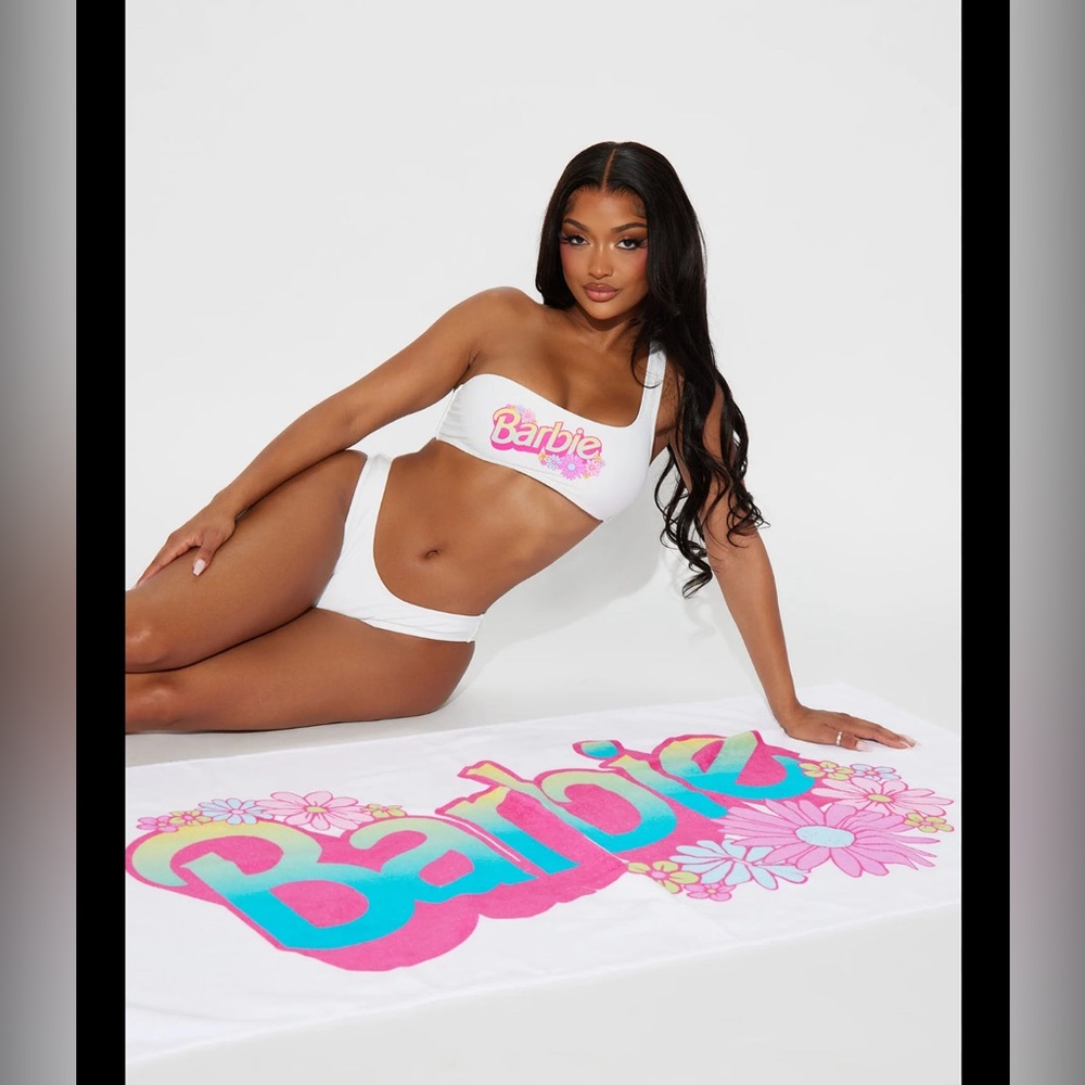 Barbie Beach Towel - Fashion Nova